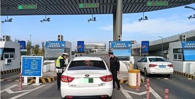 注意！网约车 “空返费” 乱象 | 网约车若违规收费？最高罚2000元！